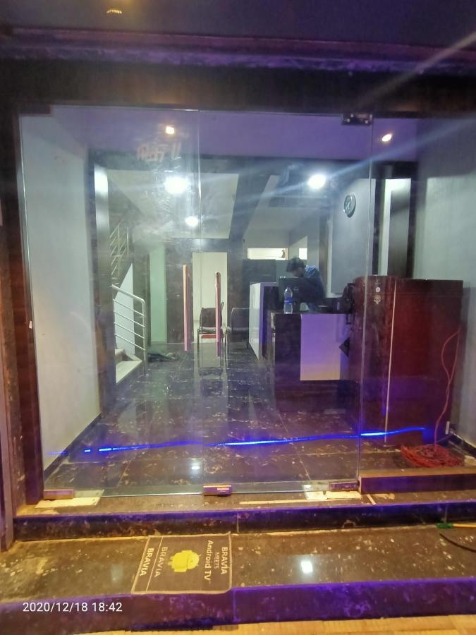 Hotel Riviera Residency Thane Zewnętrze zdjęcie