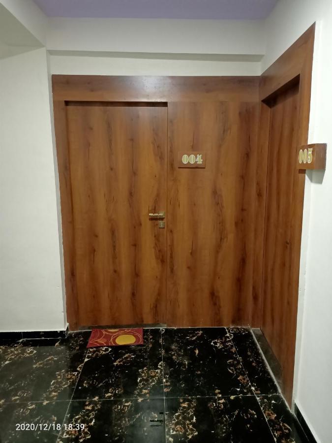 Hotel Riviera Residency Thane Zewnętrze zdjęcie