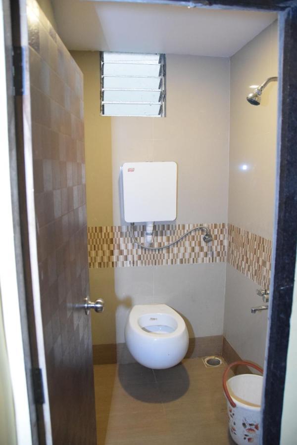 Hotel Riviera Residency Thane Zewnętrze zdjęcie