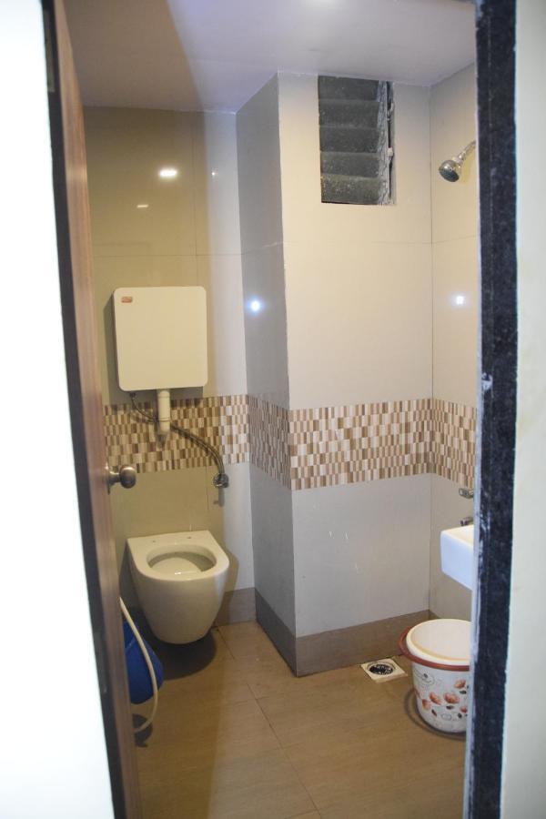 Hotel Riviera Residency Thane Zewnętrze zdjęcie